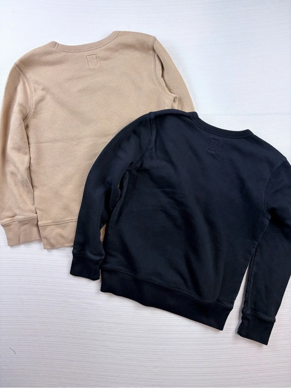 GAP pair crewneck